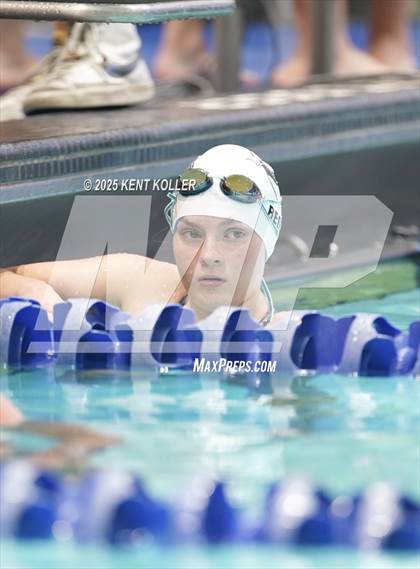 Thumbnail 2 in Chippewa Valley vs. Regina (Titan Relays) photogallery.