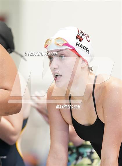 Thumbnail 3 in Chippewa Valley vs. Regina (Titan Relays) photogallery.