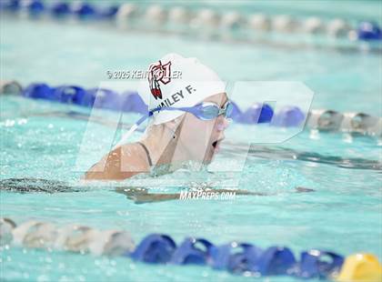 Thumbnail 3 in Chippewa Valley vs. Regina (Titan Relays) photogallery.