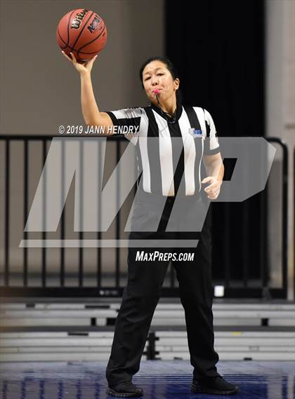 Thumbnail 3 in Eureka vs. Mineral County (NIAA 1A Final) photogallery.