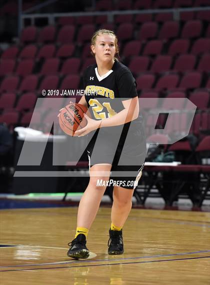 Thumbnail 2 in Eureka vs. Mineral County (NIAA 1A Final) photogallery.