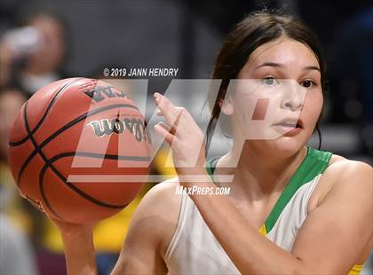 Thumbnail 3 in Eureka vs. Mineral County (NIAA 1A Final) photogallery.