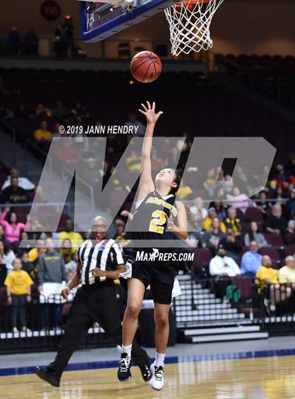 Thumbnail 3 in Eureka vs. Mineral County (NIAA 1A Final) photogallery.