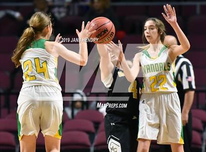 Thumbnail 3 in Eureka vs. Mineral County (NIAA 1A Final) photogallery.
