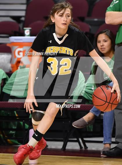Thumbnail 3 in Eureka vs. Mineral County (NIAA 1A Final) photogallery.