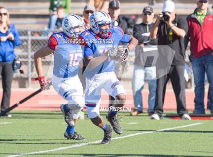 Thumbnail 3 in Valor Christian vs Cherry Creek (CHSAA 5A Semifinal) photogallery.