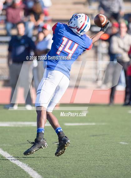 Thumbnail 2 in Valor Christian vs Cherry Creek (CHSAA 5A Semifinal) photogallery.