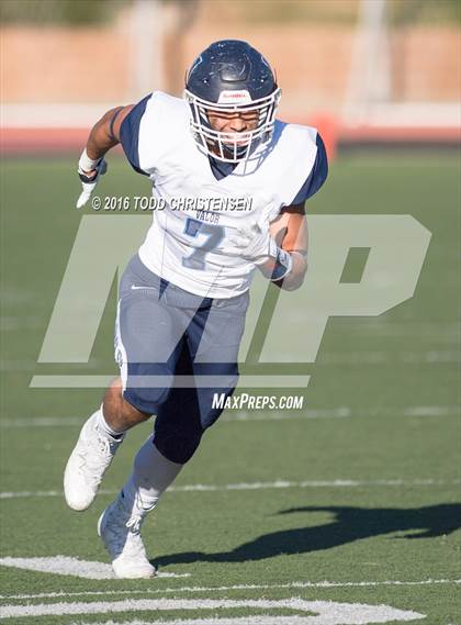 Thumbnail 1 in Valor Christian vs Cherry Creek (CHSAA 5A Semifinal) photogallery.