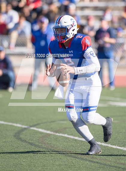 Thumbnail 2 in Valor Christian vs Cherry Creek (CHSAA 5A Semifinal) photogallery.