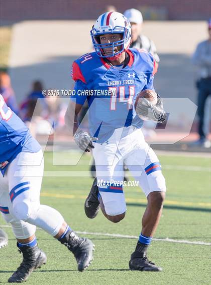 Thumbnail 3 in Valor Christian vs Cherry Creek (CHSAA 5A Semifinal) photogallery.