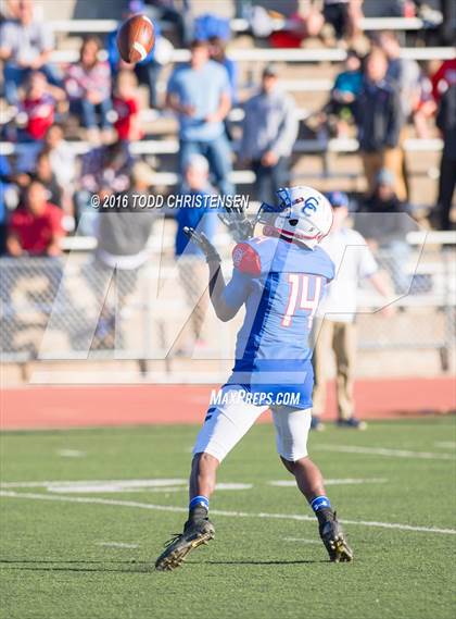 Thumbnail 2 in Valor Christian vs Cherry Creek (CHSAA 5A Semifinal) photogallery.