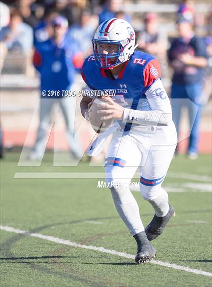 Thumbnail 3 in Valor Christian vs Cherry Creek (CHSAA 5A Semifinal) photogallery.