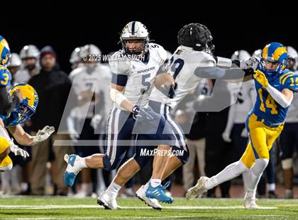 Thumbnail 1 in Kennard-Dale vs Eastern Lebanon County (PIAA District 3 Class 4A Round 1) photogallery.