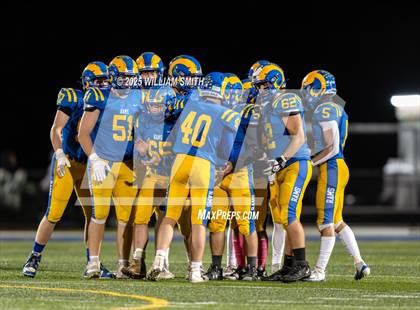 Thumbnail 2 in Kennard-Dale vs Eastern Lebanon County (PIAA District 3 Class 4A Round 1) photogallery.