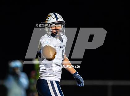 Thumbnail 1 in Kennard-Dale vs Eastern Lebanon County (PIAA District 3 Class 4A Round 1) photogallery.