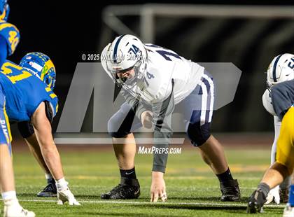 Thumbnail 2 in Kennard-Dale vs Eastern Lebanon County (PIAA District 3 Class 4A Round 1) photogallery.