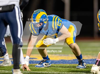 Thumbnail 2 in Kennard-Dale vs Eastern Lebanon County (PIAA District 3 Class 4A Round 1) photogallery.