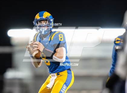 Thumbnail 3 in Kennard-Dale vs Eastern Lebanon County (PIAA District 3 Class 4A Round 1) photogallery.