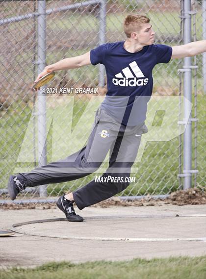 Thumbnail 3 in Kent Graham Noblesville Relays photogallery.
