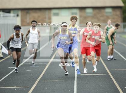 Thumbnail 1 in Kent Graham Noblesville Relays photogallery.