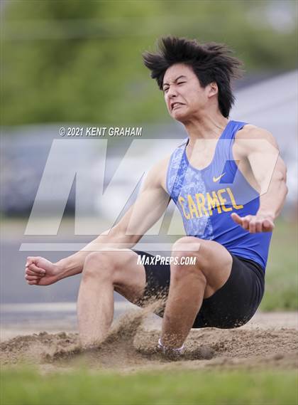 Thumbnail 3 in Kent Graham Noblesville Relays photogallery.