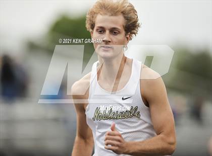 Thumbnail 1 in Kent Graham Noblesville Relays photogallery.