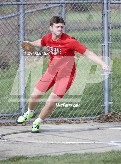 Thumbnail 3 in Kent Graham Noblesville Relays photogallery.