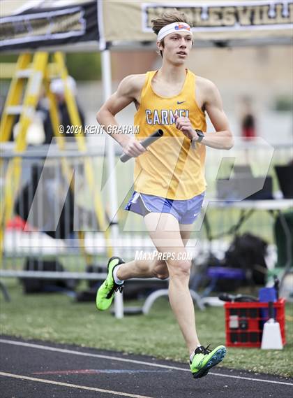 Thumbnail 1 in Kent Graham Noblesville Relays photogallery.