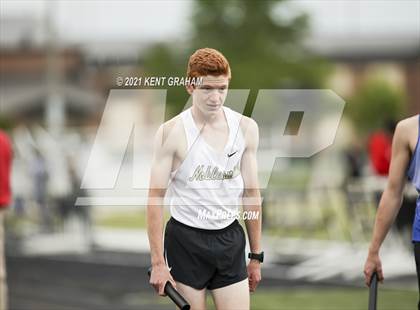 Thumbnail 1 in Kent Graham Noblesville Relays photogallery.