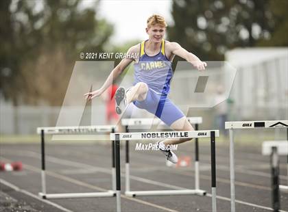 Thumbnail 1 in Kent Graham Noblesville Relays photogallery.