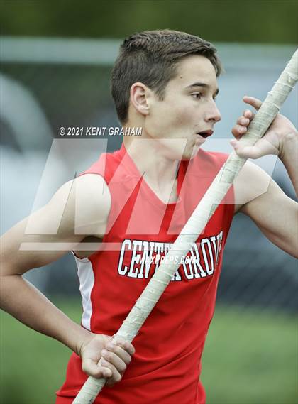 Thumbnail 2 in Kent Graham Noblesville Relays photogallery.