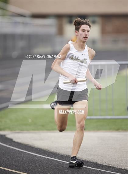 Thumbnail 2 in Kent Graham Noblesville Relays photogallery.