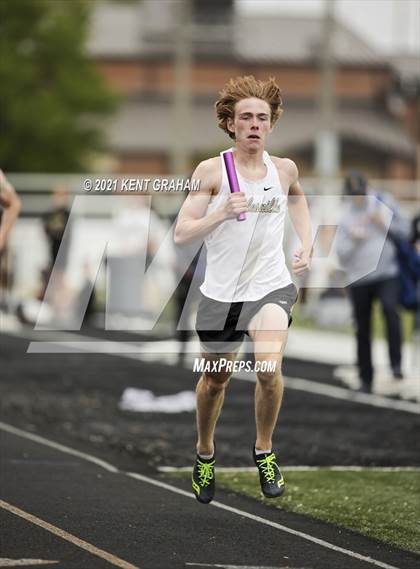 Thumbnail 2 in Kent Graham Noblesville Relays photogallery.