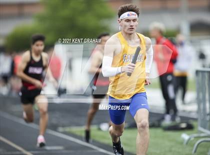 Thumbnail 1 in Kent Graham Noblesville Relays photogallery.