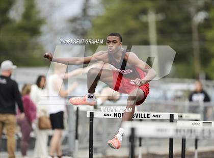 Thumbnail 2 in Kent Graham Noblesville Relays photogallery.