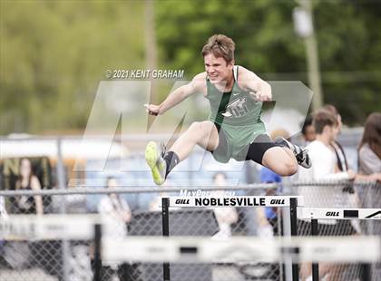 Thumbnail 3 in Kent Graham Noblesville Relays photogallery.