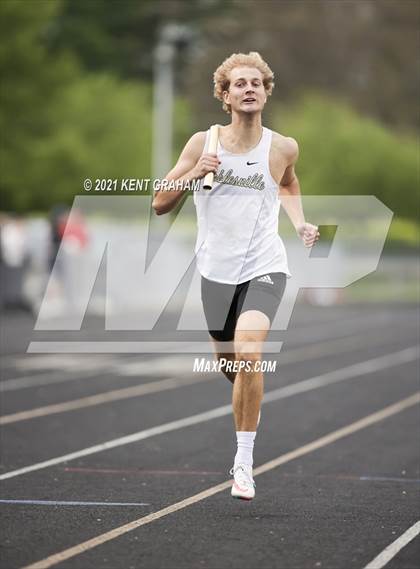 Thumbnail 1 in Kent Graham Noblesville Relays photogallery.