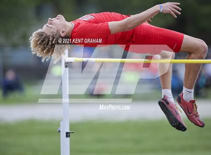 Thumbnail 1 in Kent Graham Noblesville Relays photogallery.