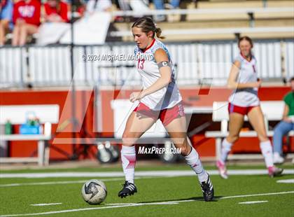Thumbnail 3 in Lumberton vs. East Chambers (UIL 4A Soccer Region 3 & 4 Regional Quarters) photogallery.