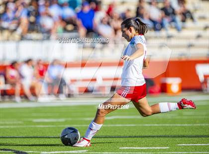 Thumbnail 3 in Lumberton vs. East Chambers (UIL 4A Soccer Region 3 & 4 Regional Quarters) photogallery.