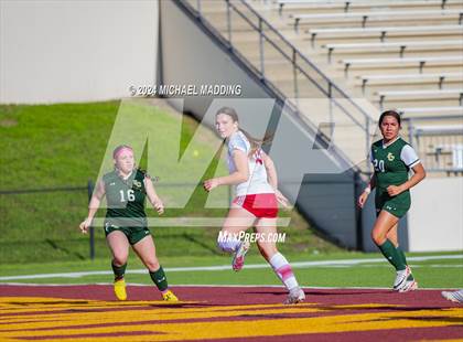 Thumbnail 2 in Lumberton vs. East Chambers (UIL 4A Soccer Region 3 & 4 Regional Quarters) photogallery.