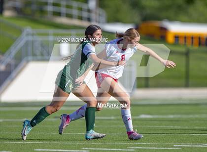 Thumbnail 2 in Lumberton vs. East Chambers (UIL 4A Soccer Region 3 & 4 Regional Quarters) photogallery.