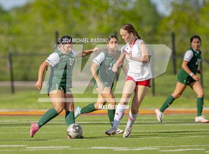 Thumbnail 2 in Lumberton vs. East Chambers (UIL 4A Soccer Region 3 & 4 Regional Quarters) photogallery.