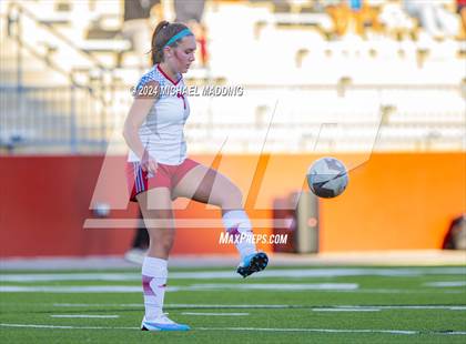 Thumbnail 2 in Lumberton vs. East Chambers (UIL 4A Soccer Region 3 & 4 Regional Quarters) photogallery.
