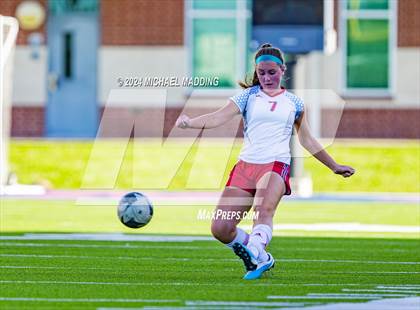 Thumbnail 1 in Lumberton vs. East Chambers (UIL 4A Soccer Region 3 & 4 Regional Quarters) photogallery.