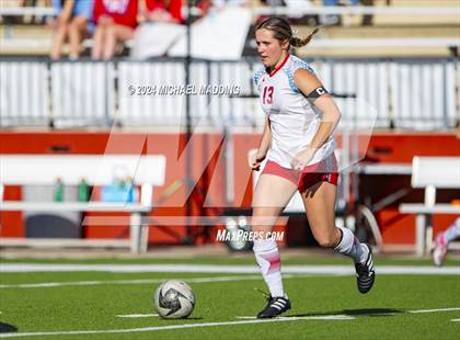 Thumbnail 1 in Lumberton vs. East Chambers (UIL 4A Soccer Region 3 & 4 Regional Quarters) photogallery.