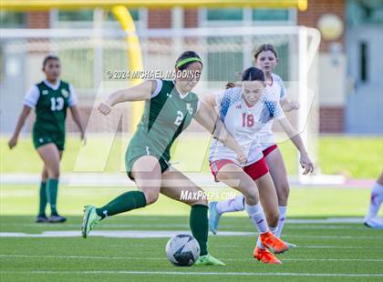 Thumbnail 2 in Lumberton vs. East Chambers (UIL 4A Soccer Region 3 & 4 Regional Quarters) photogallery.