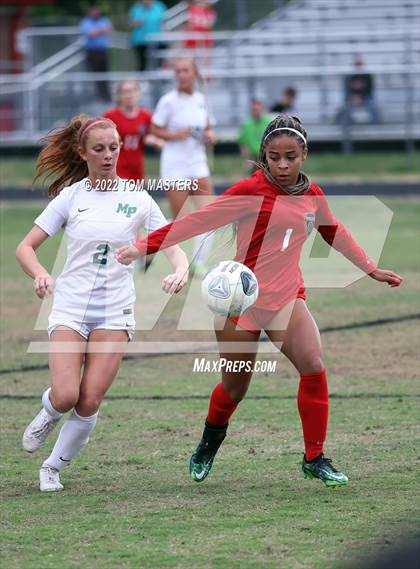 Thumbnail 2 in Myers Park @ South Mecklenburg photogallery.