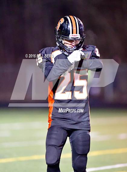 Thumbnail 3 in  Ridgefield @ Shelton (CIAC Class LL Semifinal) photogallery.