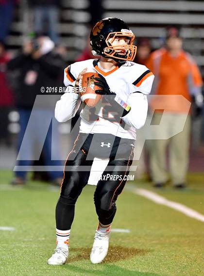 Thumbnail 3 in  Ridgefield @ Shelton (CIAC Class LL Semifinal) photogallery.